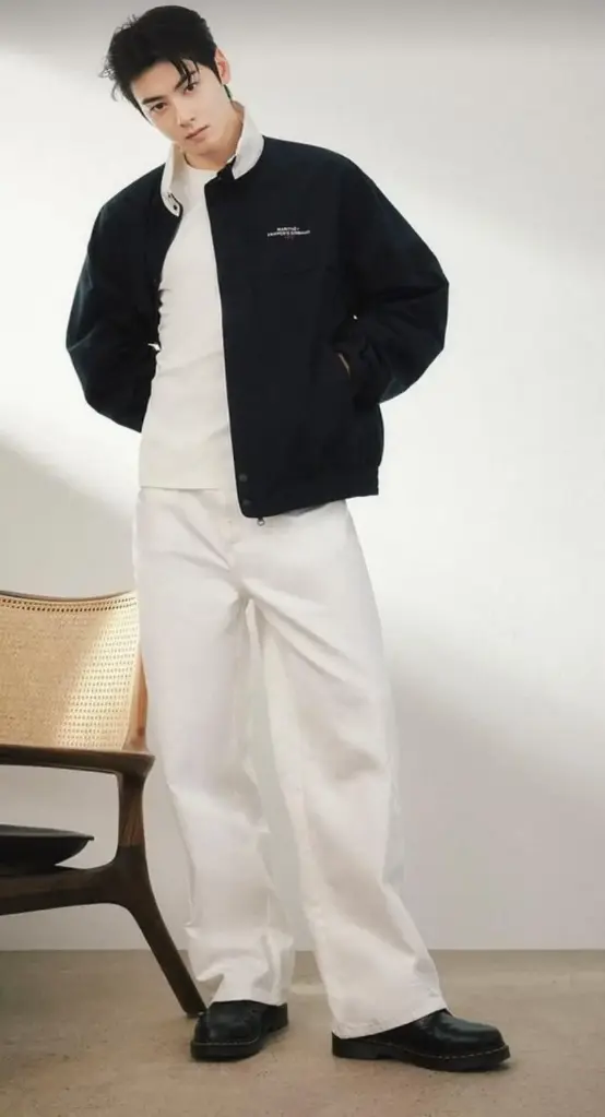Cream on Black Set